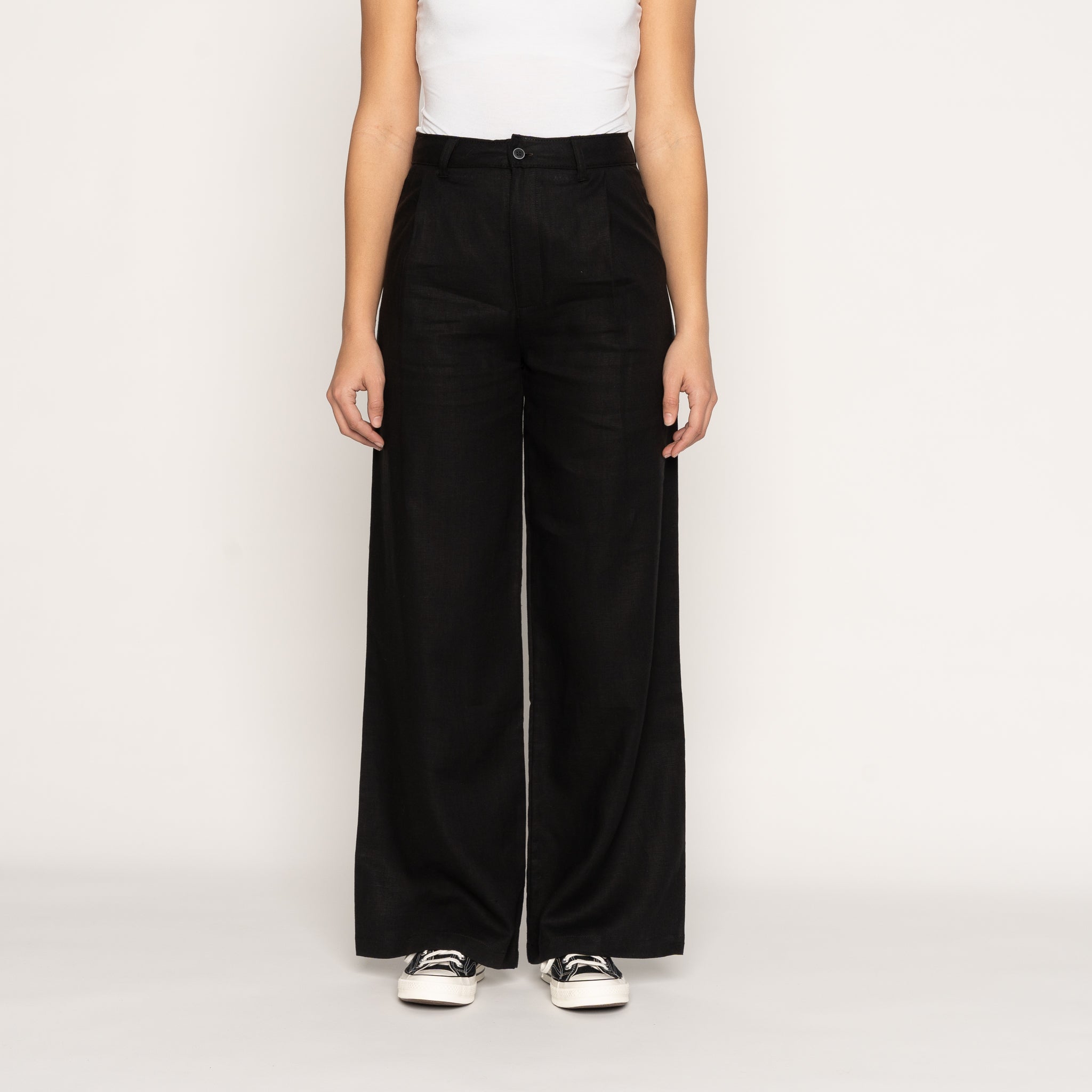 Relaxed Pleated Trouser - French Linen Fine Canvas - Black | Naked & Famous Denim