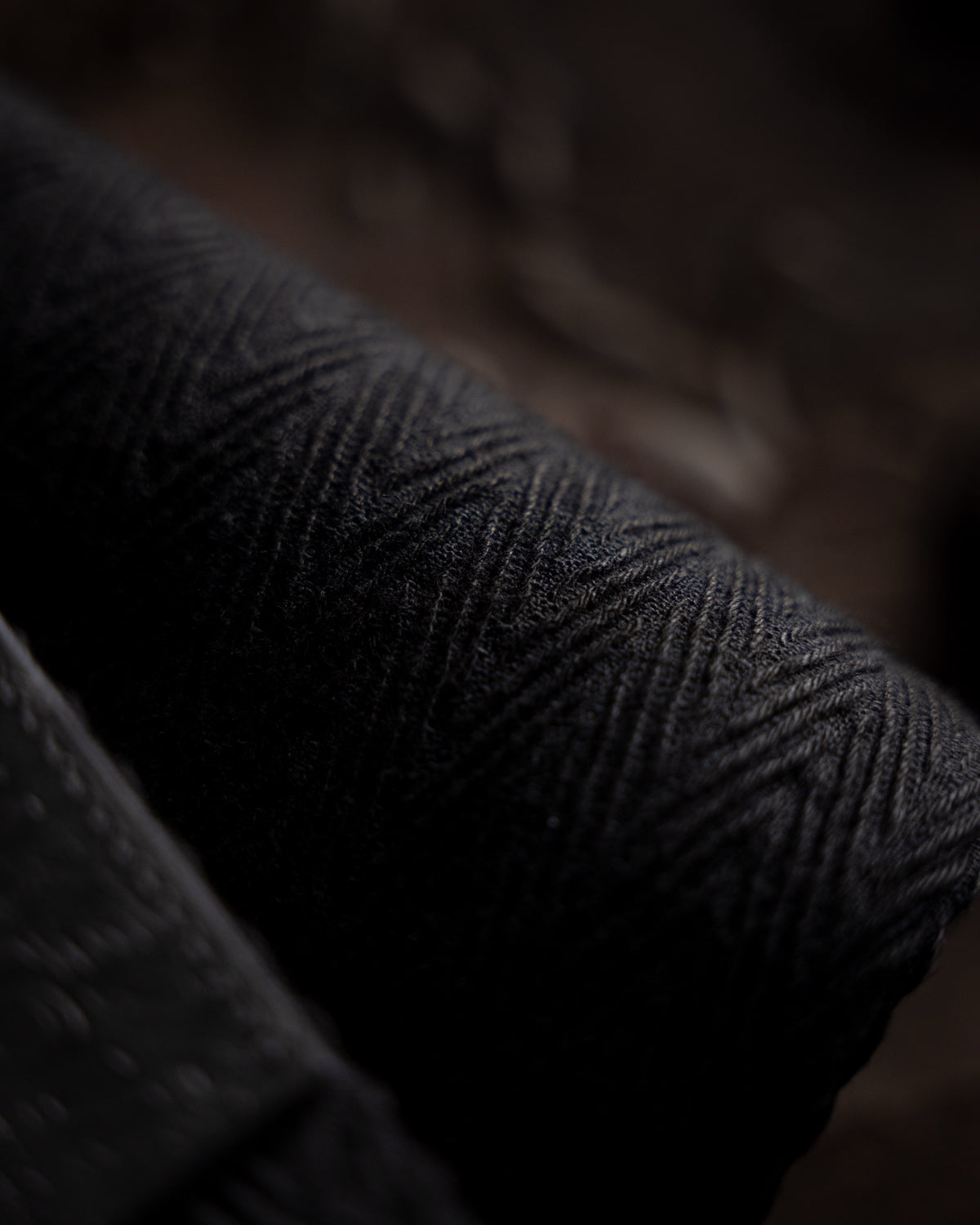 Black Sugiaya: The Distinctive V, Recast in Black