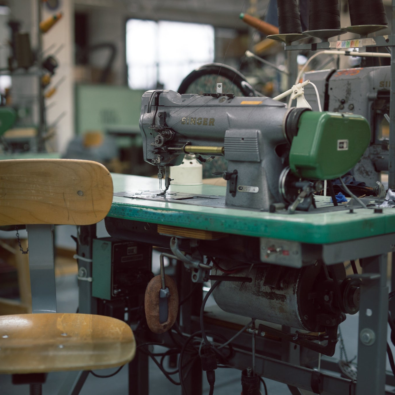 factory montreal singer machine